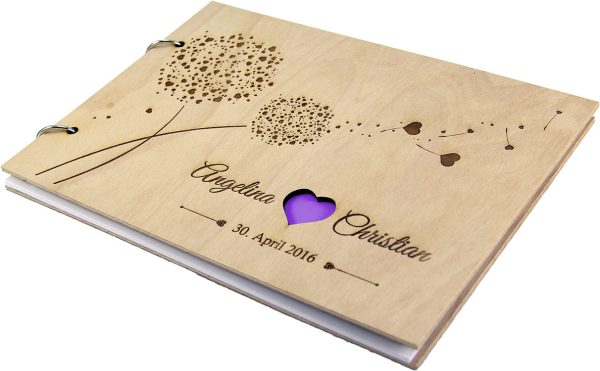 Rustikales Gästebuch aus Holz zur Hochzeit personalisiert Herzpusteblume